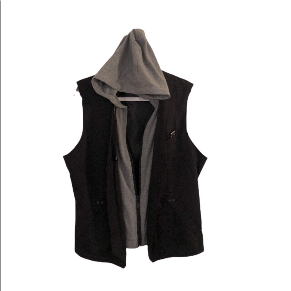 Guess Sleevless Hoody. Vest. Zip up jacket